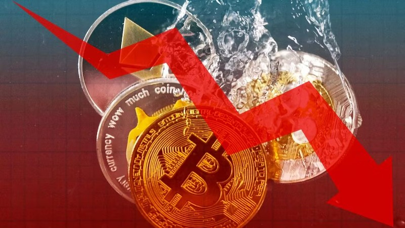 Курс биткоина опустился до семинедельного минимума — инвесторы переключились на Ethereum